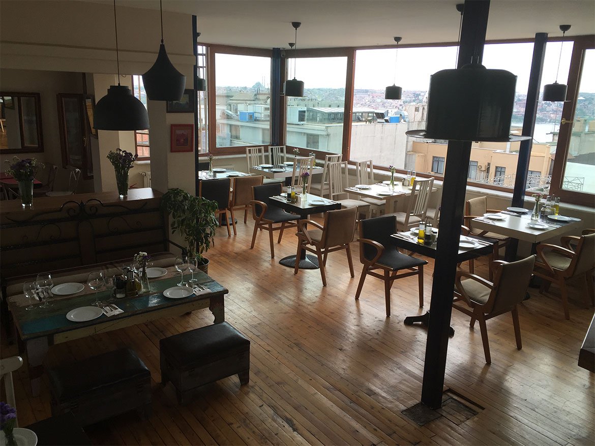 Beyoğlu Manzaralı Restaurant