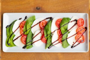 CAPRESE SALATASI